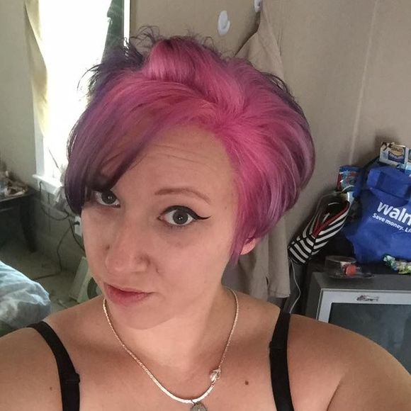 Meet your Posher, Kayla - Picture 1 of 1